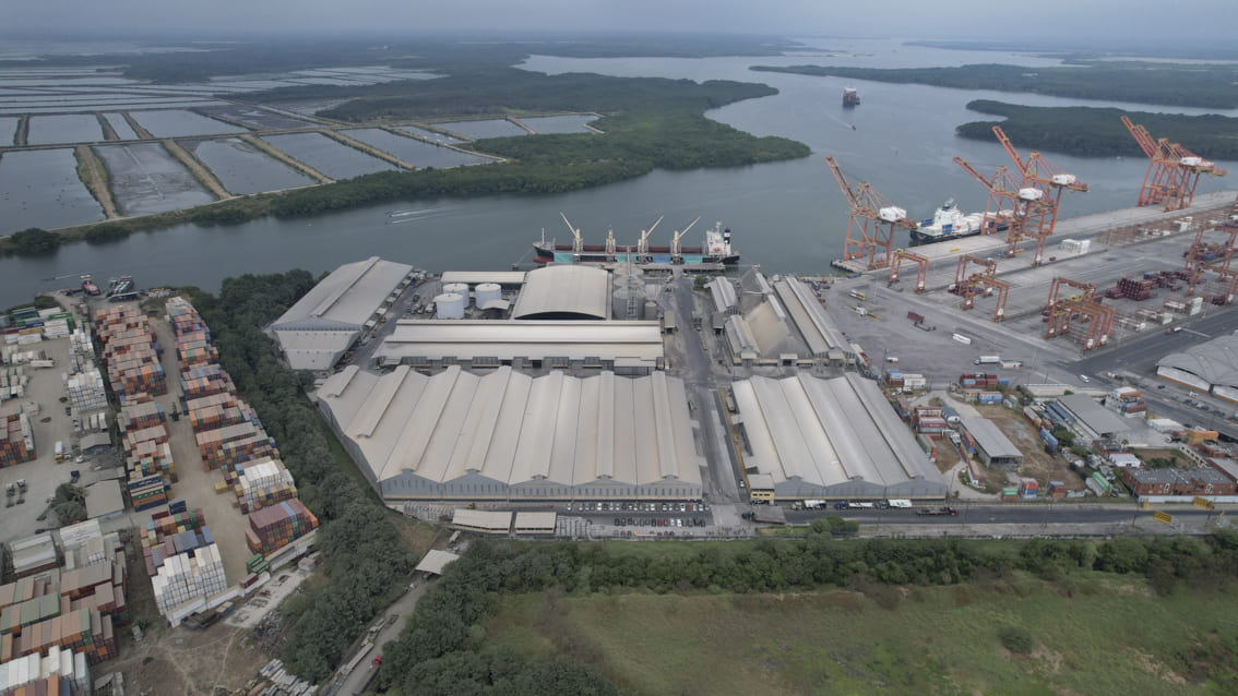 ANDIPUERTO / Terminal Portuario